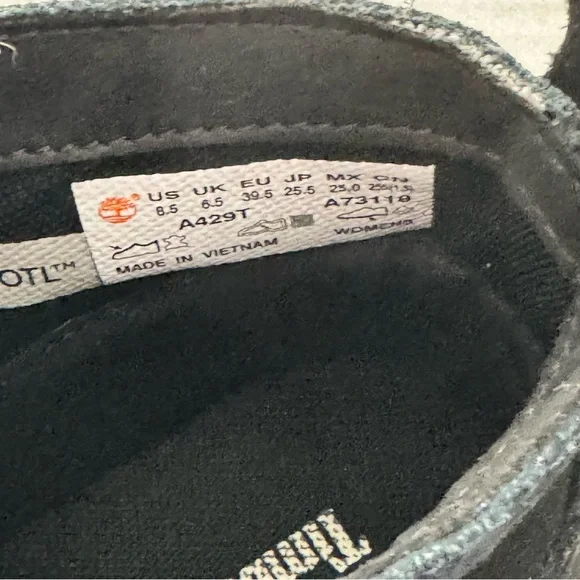 TIMBERLAND Skyla Bay Boots - Picture 9 of 10